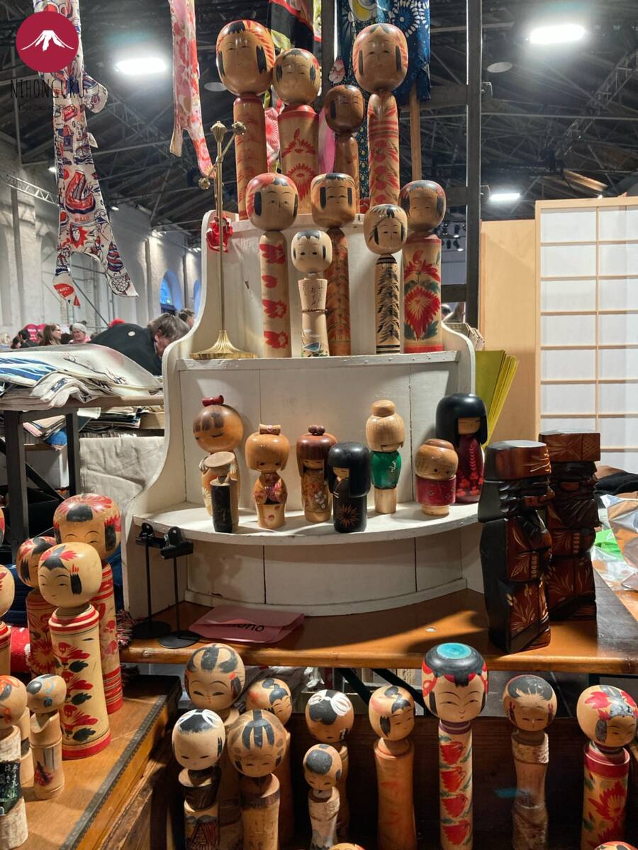 Puppen Holz Japan